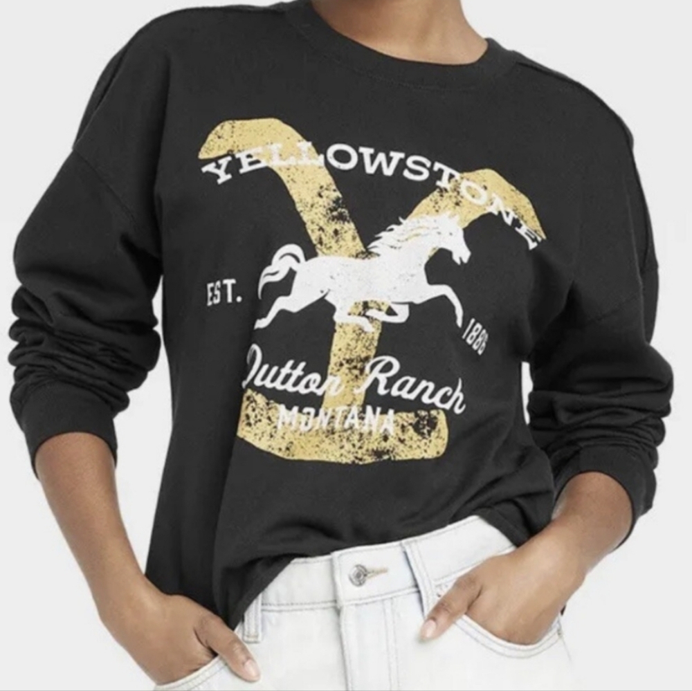 #M49 Yellowstone Graphic Black Sweatshirt